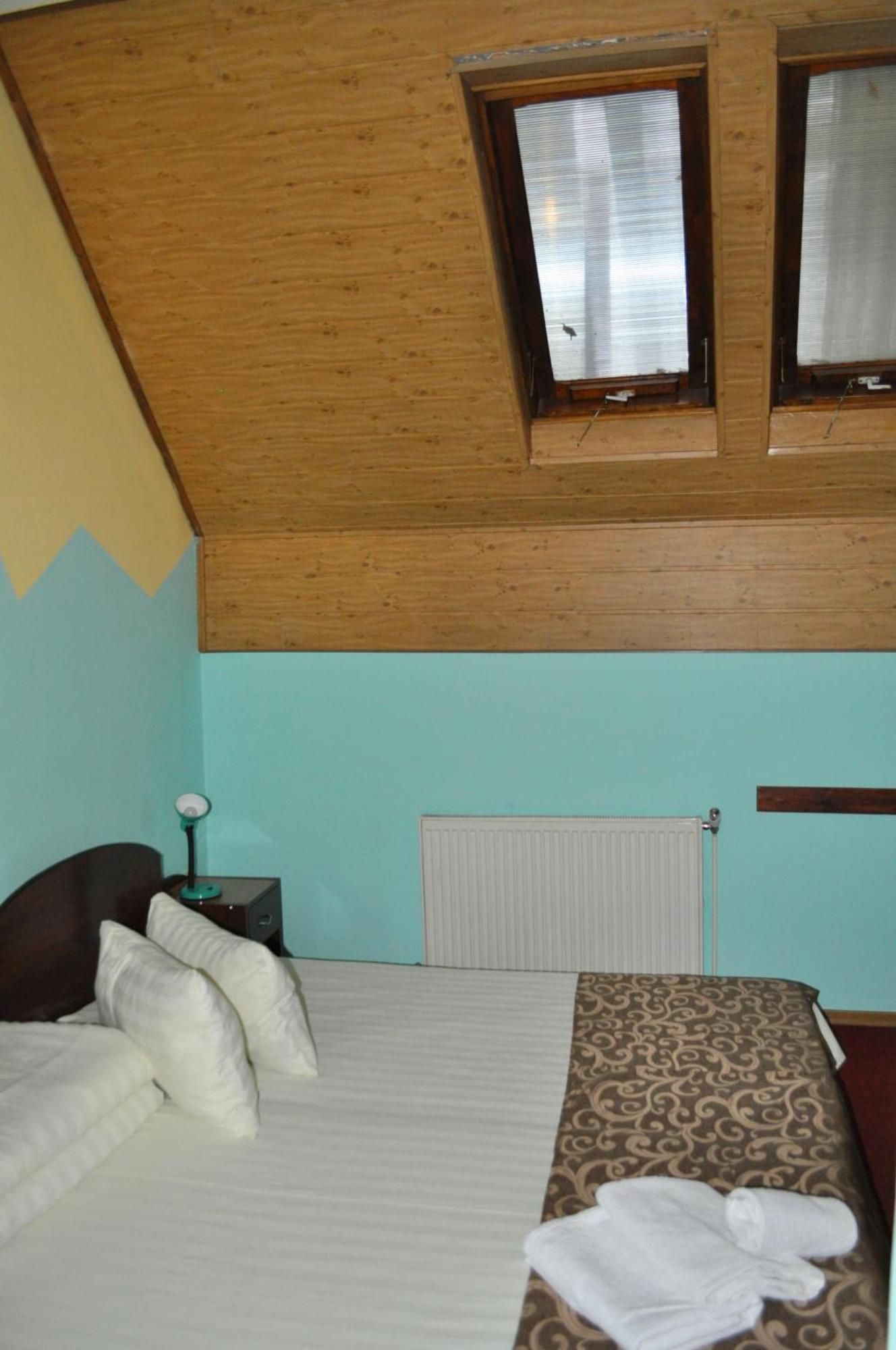 Pension Flamingo Braşov Exteriör bild