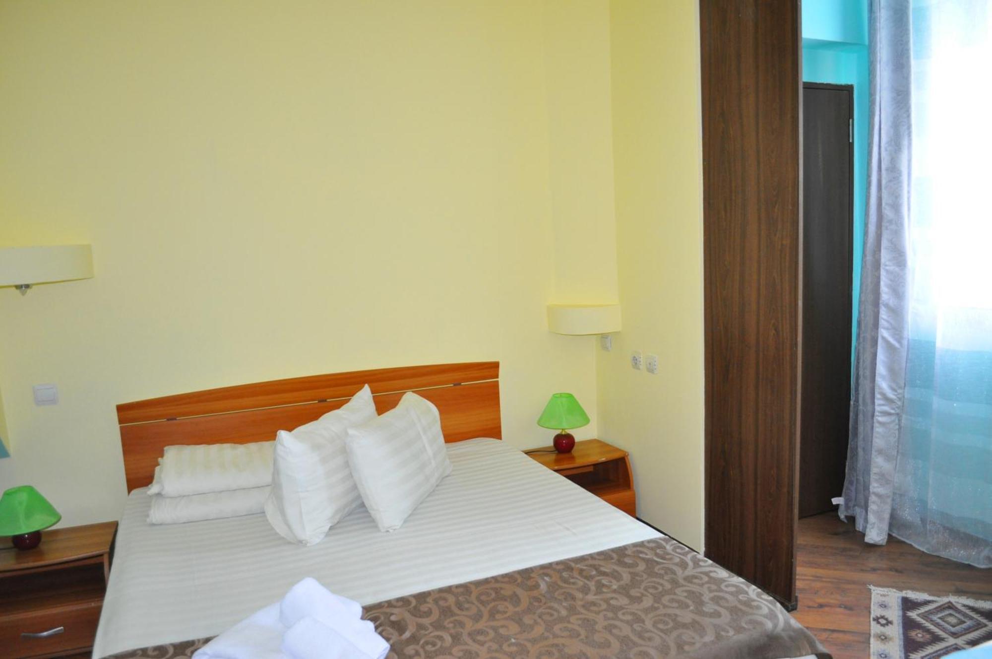 Pension Flamingo Braşov Exteriör bild